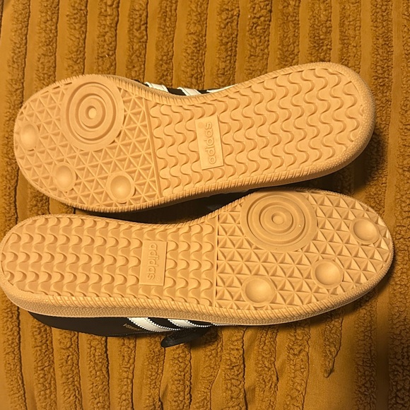 Adidas Samba Jane Shoes - Picture 4 of 6